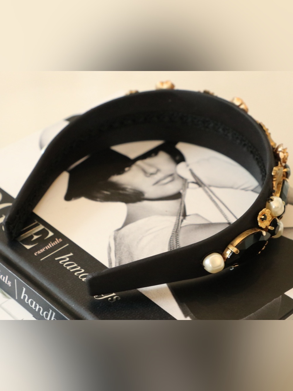 DOLCE & GABBANA Pearl Rose Embellished Headband - Picture 14 of 16